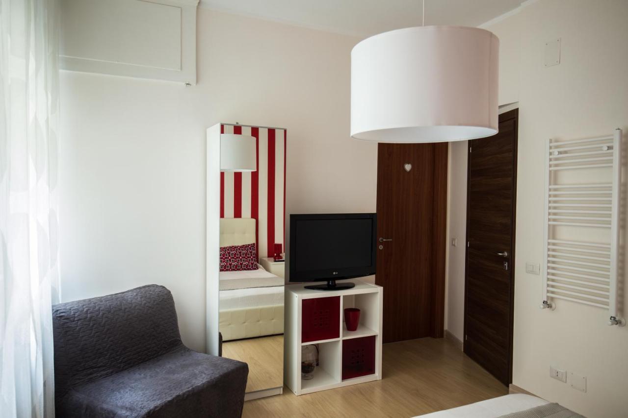 Bernini 20 Bed & Breakfast Napoli Ngoại thất bức ảnh