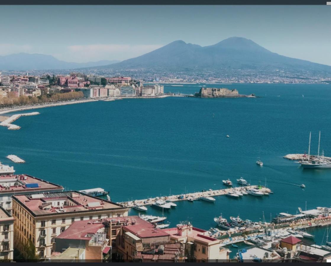 Bernini 20 Bed & Breakfast Napoli Ngoại thất bức ảnh