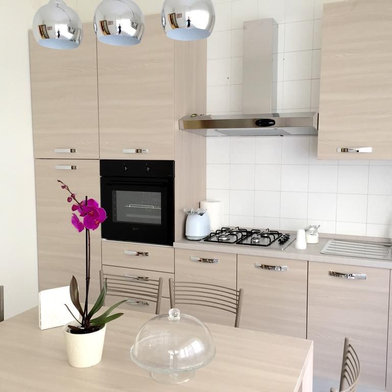 Bernini 20 Bed & Breakfast Napoli Ngoại thất bức ảnh