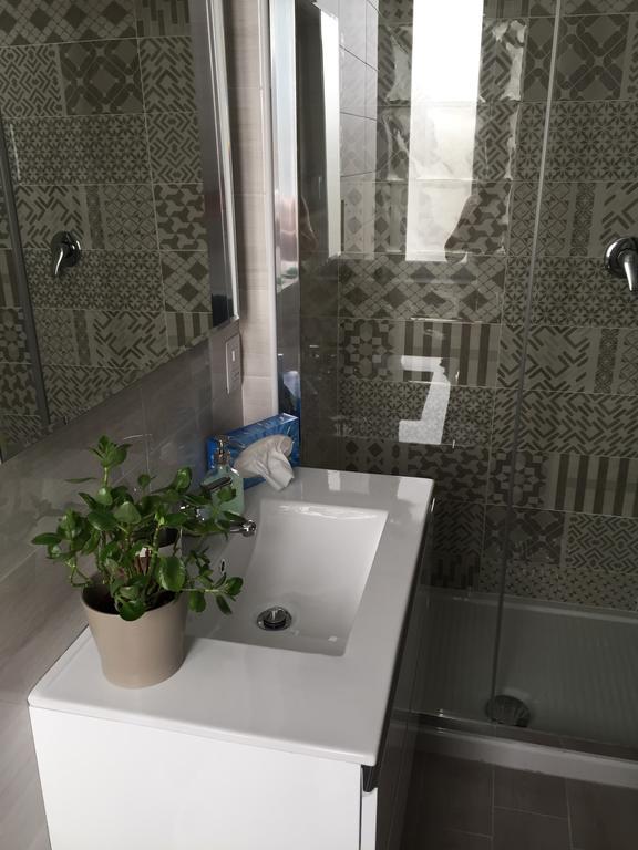 Bernini 20 Bed & Breakfast Napoli Ngoại thất bức ảnh