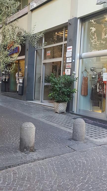 Bernini 20 Bed & Breakfast Napoli Ngoại thất bức ảnh