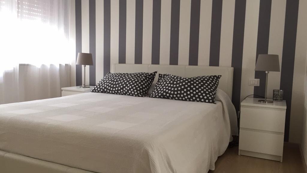 Bernini 20 Bed & Breakfast Napoli Phòng bức ảnh