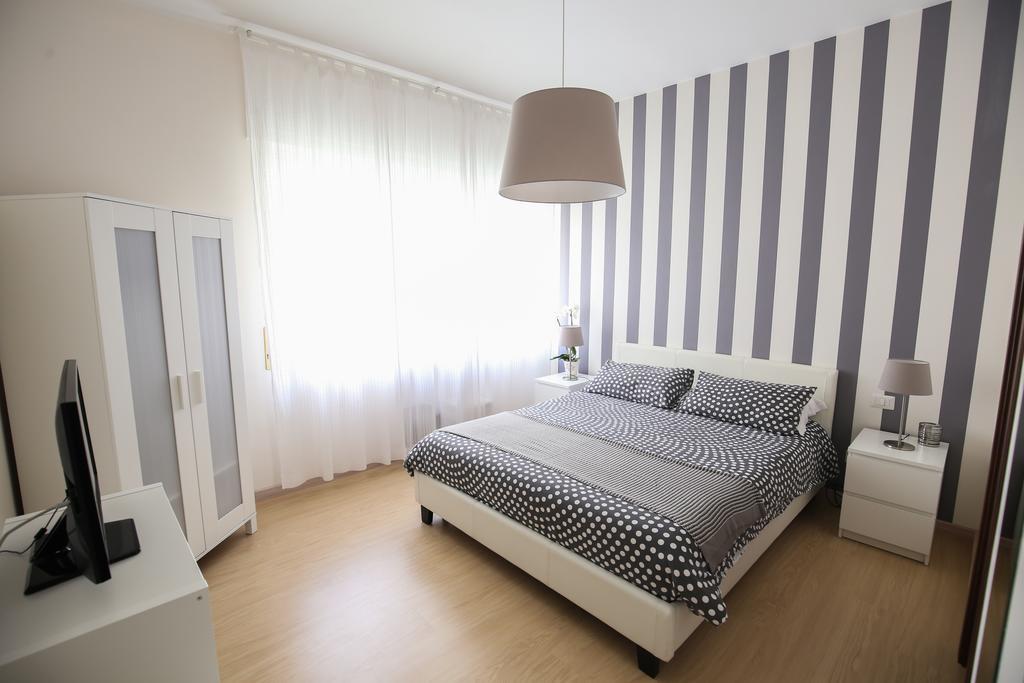 Bernini 20 Bed & Breakfast Napoli Ngoại thất bức ảnh
